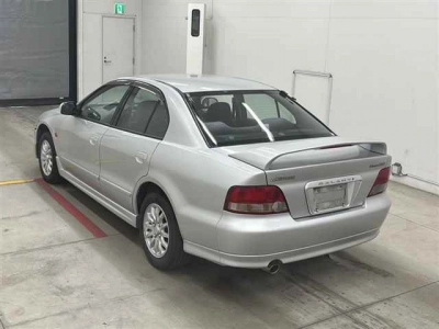 MITSUBISHI GALANT