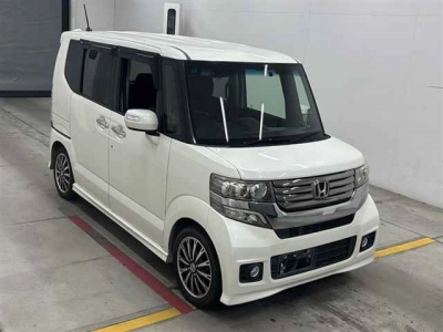 HONDA N BOX CUSTOM
