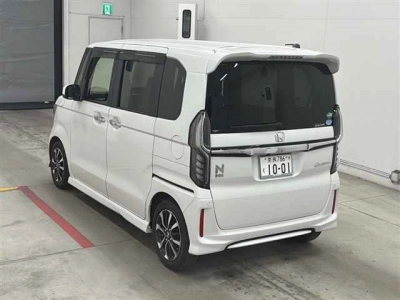 HONDA N BOX CUSTOM