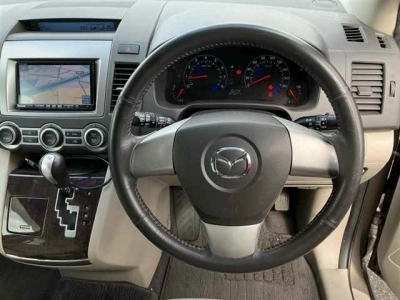 MAZDA MPV