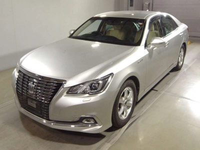 TOYOTA CROWN HYBRID