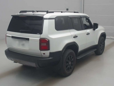 TOYOTA LAND CRUISER 250