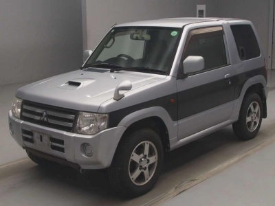MITSUBISHI PAJERO MINI