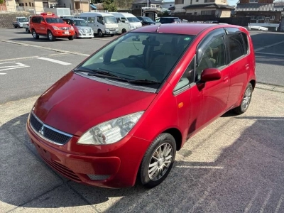 MITSUBISHI COLT