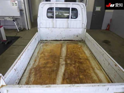 MITSUBISHI MINICAB TRUCK