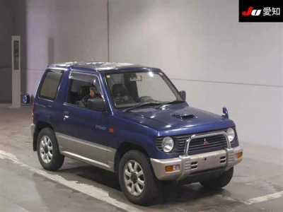 MITSUBISHI PAJERO MINI