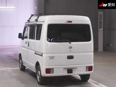 NISSAN CLIPPER VAN