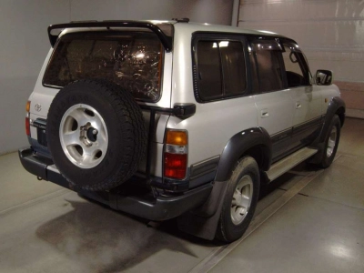 TOYOTA LAND CRUISER 80