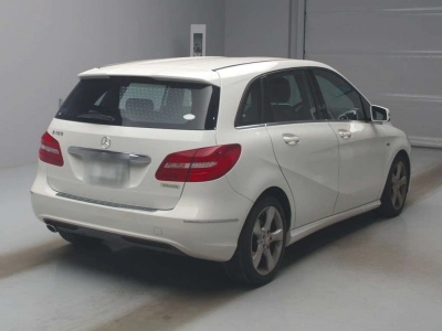 MERCEDES BENZ B CLASS