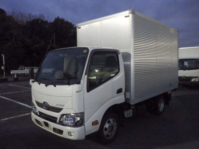 TOYOTA DYNA TRUCK