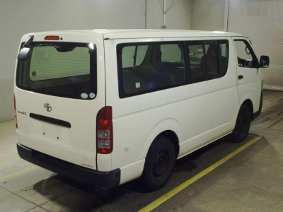 TOYOTA REGIUS VAN