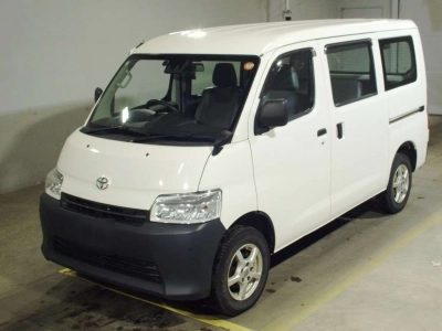 TOYOTA TOWN ACE VAN
