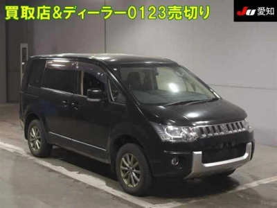 MITSUBISHI DELICA D:5