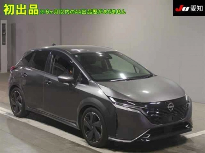 NISSAN AURA