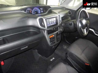 MITSUBISHI DELICA D:2