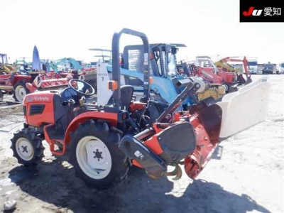 KUBOTA KUBOTA