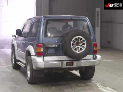 MITSUBISHI PAJERO
