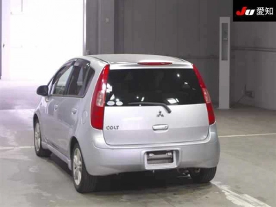MITSUBISHI COLT