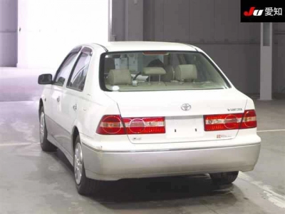TOYOTA VISTA