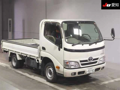 TOYOTA DYNA TRUCK