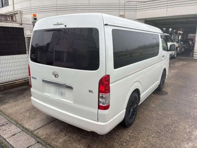 TOYOTA HIACE WAGON