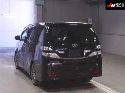 TOYOTA VELLFIRE