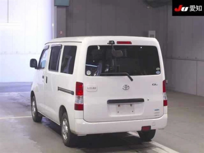 TOYOTA LITE ACE VAN