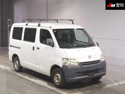 TOYOTA TOWN ACE VAN