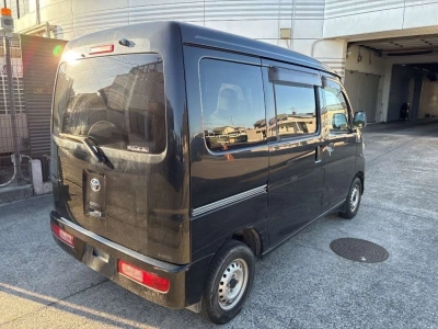 TOYOTA PIXIS VAN