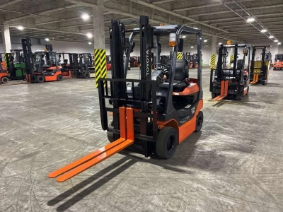 TOYOTA  FORKLIFT 