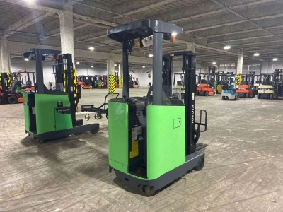 TOYOTA  FORKLIFT 
