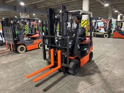 TOYOTA  FORKLIFT 