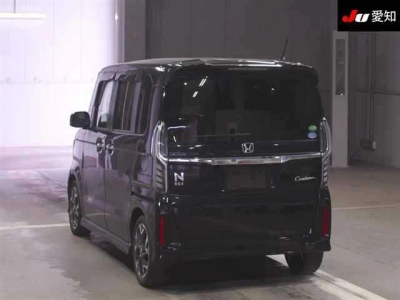 HONDA N BOX CUSTOM