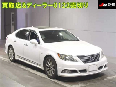LEXUS LS