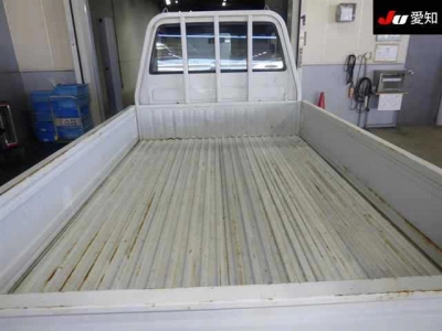 TOYOTA LITE ACE TRUCK