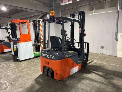 TOYOTA  FORKLIFT 