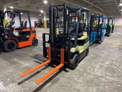 TOYOTA  FORKLIFT 