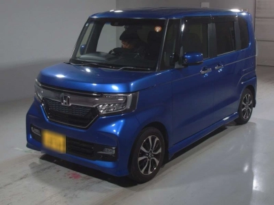 HONDA N BOX CUSTOM