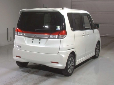 MITSUBISHI DELICA D:2