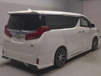 TOYOTA ALPHARD HYBRID