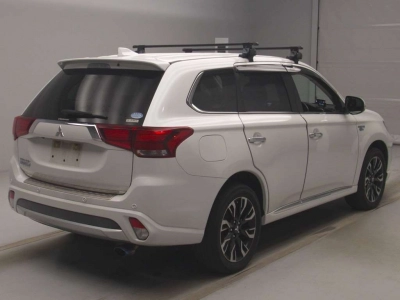 MITSUBISHI OUTLANDER PHEV