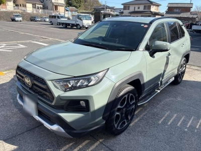 TOYOTA RAV4