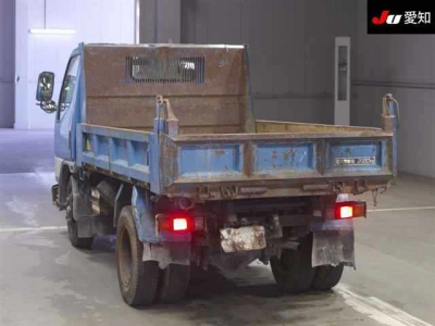 MITSUBISHI CANTER
