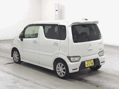 SUZUKI WAGON R STINGRAY