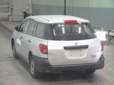 NISSAN AD VAN