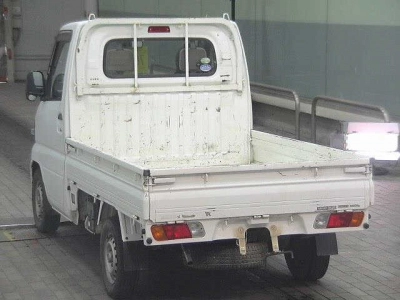 NISSAN CLIPPER