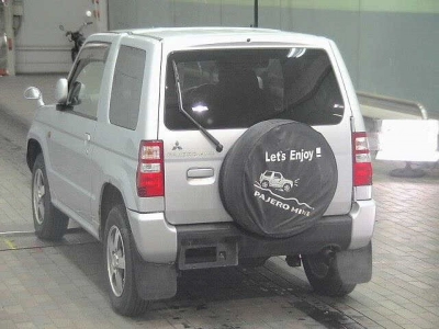 MITSUBISHI PAJERO MINI