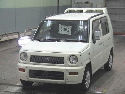 DAIHATSU NAKED
