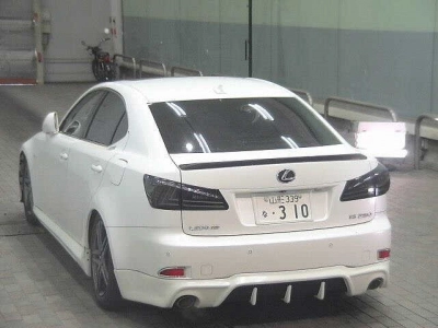 LEXUS IS
