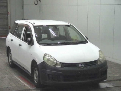 NISSAN AD VAN